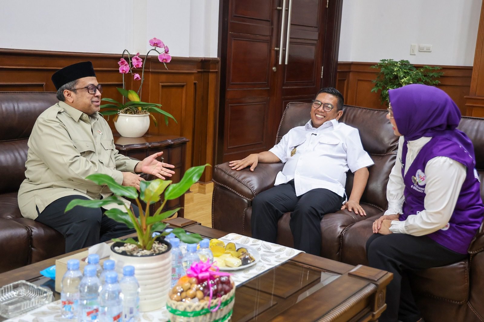 Gubernur Banten Terima Kepala BPJPH, Bahas Penguatan Ekosistem Industri Halal | Wartawan Investigasi