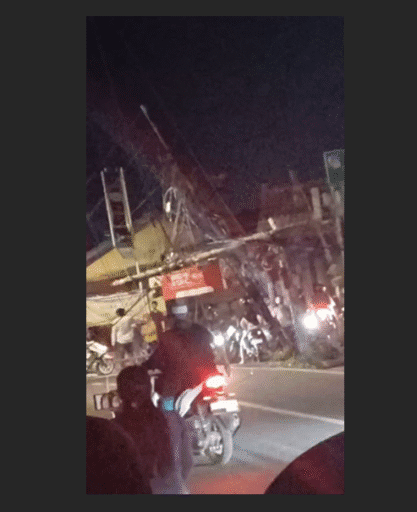 Tiang Listrik Patah di Ciputat Timur Tangsel, Arus Lalu Lintas Terganggu