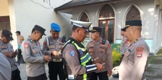 Propam Turun Tangan, Personel Polsek Narmada Diperiksa Mendadak