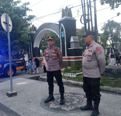 Cegah Perang Mercon, Kapolsek Selaparang Pimpin Patroli Subuh di Jalur Jalan Udayana