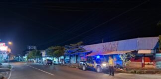 Guna Cegah Dan Antisipasi 4C Polsek Ngimbang Gelar Patroli Blue Light Di Malam Hari