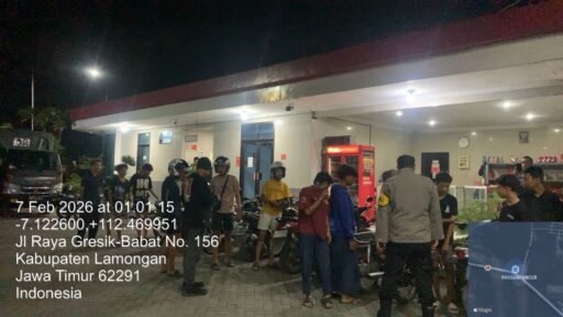 Balap Liar Tengah Malam Dibubarkan! Kapolsek Deket Turun Langsung, 12 Motor Diamankan