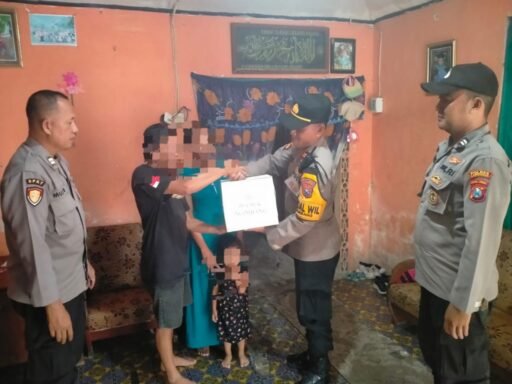 Polsek Ngimbang Hadir Dengarkan Curhat Warga Untuk Ringankan Beban, Wujud Kepedulian Polres Lamongan