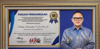Firdaus Hasbullah Dinobatkan sebagai Legislator Terkomunikatif pada Peringatan HPN 2026