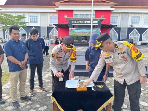 Perkuat Kesiapsiagaan Karhutla, Polres Meranti Terima Bantuan Peralatan dari PT ITA