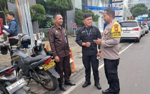 Sinergi Polisi dan Security RS Evasari Demi Lingkungan Aman dan Kondusif