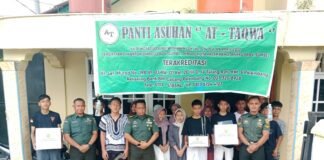 Gelar Aksi Sosial, Pangdam II/Sriwijaya berbagi Santapan Buka Puasa dan Santuni Anak Yatim