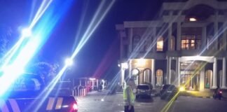 Personil Polsek Ngimbang Gelar Patroli pengamanan Sholat Taraweh Guna Cegah Kriminalitas