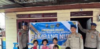 Sat Polairud Polres Meranti Hadir di Desa Alai, Program JALUR Bantu Anak Pesisir dan Warga Kurang Mampu
