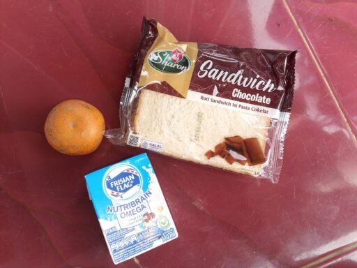 Wali murid penrima didesaGunung terang kcamtn airhitam LamBar Keluhkn Menu MBG Tak sesuai stndr pemenuhn gizi