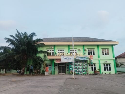Puskesmas Abab Berhentikan Pegawai Lama, Diganti Tenaga Baru: Kami yang mengadi puluhan tahun disingkirkan