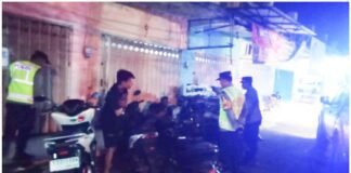 Kapolsek Ngimbang Gelar Patroli Siskamtibmas Guna Cegah Kriminalitas Di Malam Hari