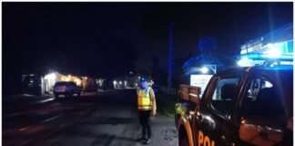 Personil Polsek Ngimbang Gelar Patroli Siskamtibmas Guna Cegah Kriminalitas