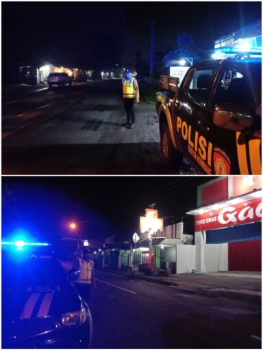 Personil Polsek Ngimbang Gelar Patroli Siskamtibmas Guna Cegah Kriminalitas