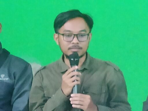 Nasofi Operator ABT Air Bandung Timur Feat Haryono PDAM Tirta Raharja Sosialisasi Tanam Pipa Gunungleutik