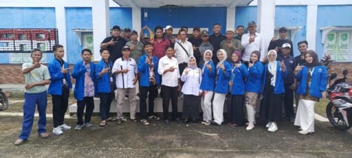 H. Adang Sambut Hangat Mahasiswa KKN IMH Subang, Siap Perkuat Pendidikan dan Lingkungan di Pinangsari