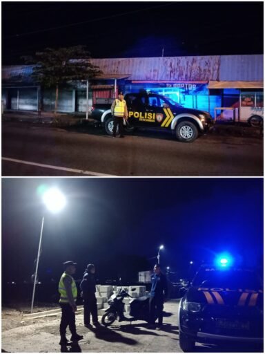 Personil Polsek Ngimbang Gelar Patroli Siskamtibmas Guna Cegah Kriminalitas Di Malam Hari
