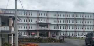 RSUD RL bertujuan mengutamakan Pelayanan, dengan adanya 23 dokter Spesialis.