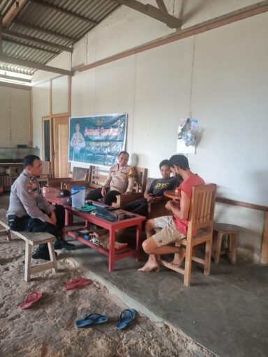 Ciptakan Kamtibmas Kondusif Jelang Ramadan, Polsek Bunut Gelar “Jumat Curhat” Bersama Masyarakat