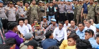 Temui Aliansi BEM se-Banten, Andra Soni Tegaskan Pemprov Tak Alergi Kritik