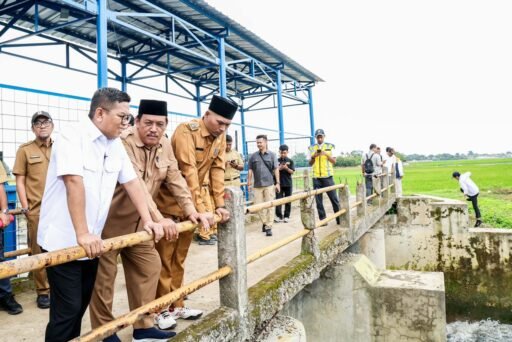 Sungai Cirarab Dinormalisasi, Andra Soni Tinjau Lokasi Banjir di Kabupaten dan Kota Tangerang