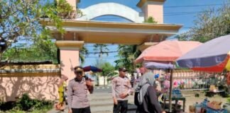 Polsek Ampenan Perketat Pengamanan Objek Wisata Selama Liburan Jelang Lebaran Topat