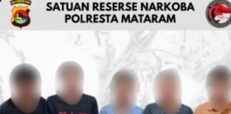 Lima Pria Monjok Digerebeg, Polisi Sita 7,75 Gram Sabu