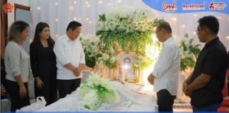 Belasungkawa Bupati barat Melayat di rumah duka wakil bupati nias sumatera utara