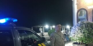 Personil Polsek Ngimbang Gelar Patroli pengamanan Sholat Subuh Guna Cegah Kriminalitas