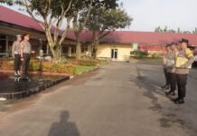 Kapolres Binjai Beri Penghargaan Terhadap Tiga Personil Bhabinkamtibmas