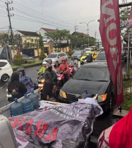 MAKI Jatim Tebar Kebaikan di Bulan Ramadhan, Bagikan 1.000 Paket Takjil