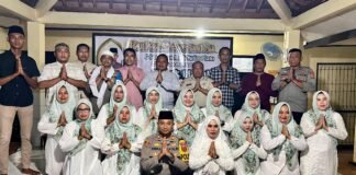 POLSEK BLANAKAN BERSAMA RANTING BHAYANGKARI KULTUM DAN SANTUNAN BERSAMA ANAK YATIM