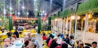 Jelang lounching,panitia Komunitas wartawan indonesia (KWI) Gelar Gladi bersih caffe labara Surabaya