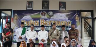 Berkah Ramadan, PWI Bekasi Raya Adakan Bukber dan Santunan Anak Yatim