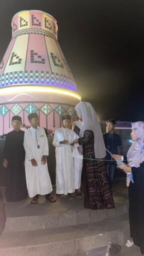 Dari Khatam Menuju Kepedulian Akademi Kehidupan Qur’ani Teguhkan Gerakan Santunan Rutin Setiap Bulan