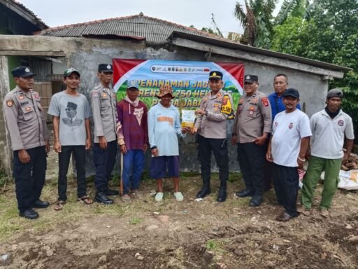 Polsek Blanakan Tanam Jagung Hibrida Dukung Program Ketahanan Pangan Nasional 2026