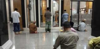 Guna Cegah 3 C Polsek Ngimbang Gelar Patroli pengamanan Saat Sholat Subuh Menjelang Ramadhan