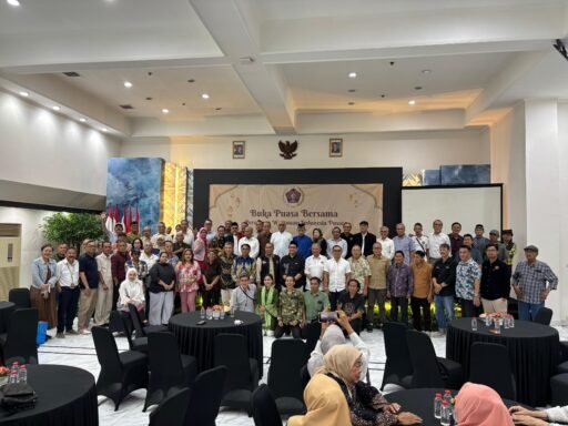 Ketum PWI Pusat Ajak Wartawan Menata Mental dalam Buka Puasa Bersama Pengurus PWI