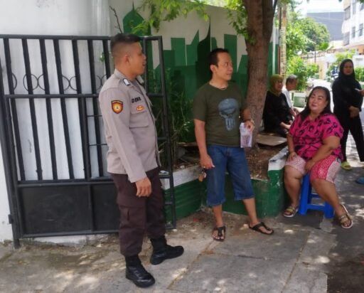 Patroli Sore Jelang Buka Puasa, Polisi Sambangi Warga untuk Cegah Gangguan Kamtibmas
