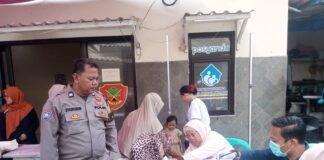 Polisi Hadir Dalam Monitoring Posyandu Balita dan Lansia di Karang Anyar