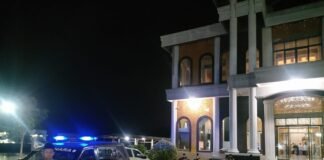 Personil Polsek Ngimbang Gelar Patroli pengamanan Sholat Taraweh Guna Cegah Kriminalitas