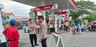 Polsek Ngimbang Intensifkan Patroli Di Obvit Guna Cegah Kriminalitas Di Daerah Rawan