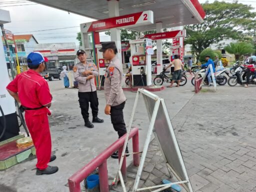 Polsek Ngimbang Intensifkan Patroli Di Obvit Guna Cegah Kriminalitas Di Daerah Rawan