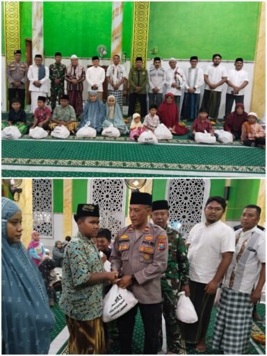 Wakapolsek Ngimbang Bersama Forkopimcam Melaksanakan Safari Ramadhan Di Desa Slaharwotan