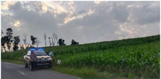 Personil Polsek Ngimbang Gelar Patroli Ngabuburit Menjelang Buka Puasa Guna Cegah Balap Liar