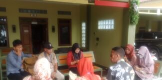 myBCA Hadir Di STKINDO WIRAUTAMA Ciparay Dan Pembagian Minyak Goreng Gratis