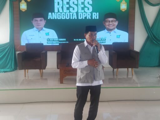 Asep Romy Romaya, SE Reses Anggota DPR RI Dan Sosialisasi Gerakan Masyarakat Hidup Sehat Di Kampung Bedas