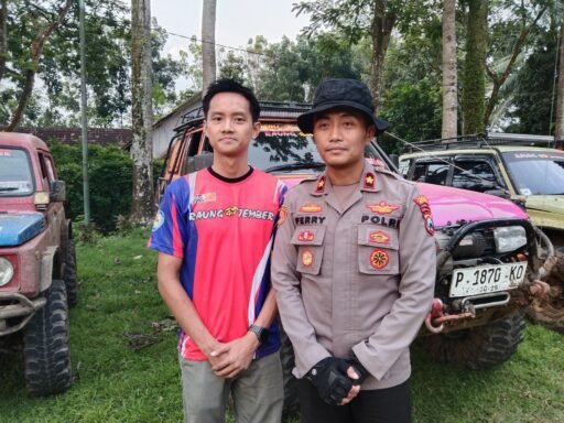 Polres Jember Gandeng Komunitas Raung 4×4 Salurkan Bakti Sosial