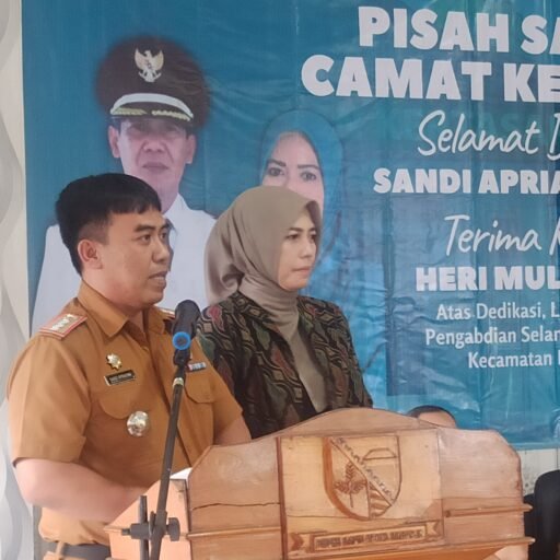 Sandi Apriatana,S.STP. Selamat Datang Camat Kertasari.Heri Mulyadi,S.IP. Terima Kasih 2,8 Tahun Sebagai Camat