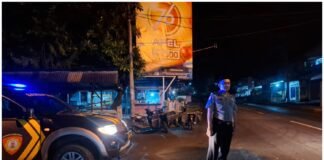 Polsek Ngimbang Gelar Patroli Blue Light Guna Cegah Kriminal Dan 4C Pada Ramadhan 1447 H